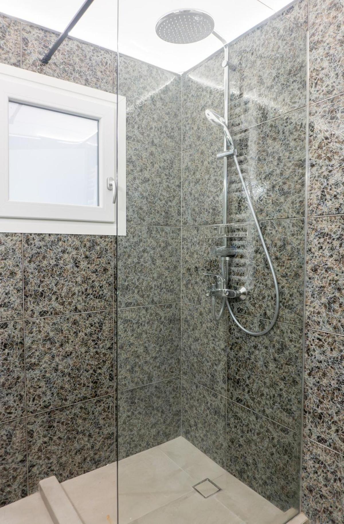 50 Steps Metro Kato Patisia Renovated Athens Apt Екстериор снимка